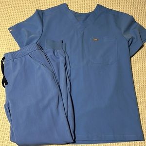 Figs Technical Collection Scrub Set